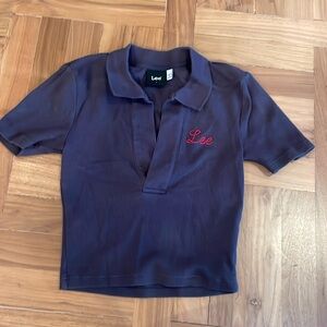 Lee stopped collared shirt with  embroidered logo 
Sz S